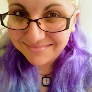 Meet your Posher, Jenn